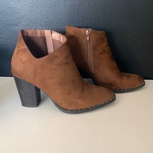 Honey brown booty boots size 6